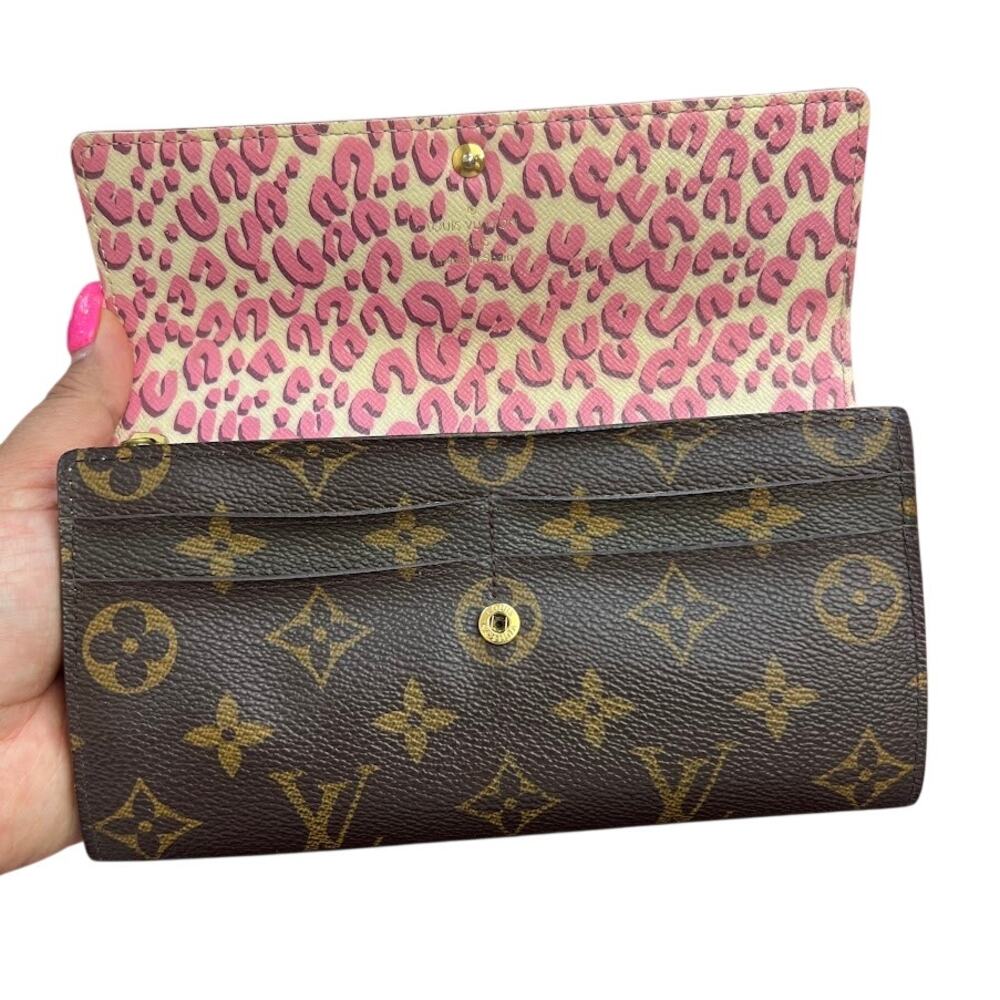 Louis Vuitton Monogram Sarah Long Wallet in Leopard Blanc Coral Limited Edition - Picture 1 of 16